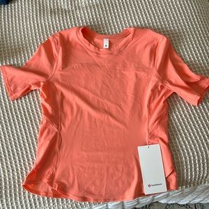 Lululemon UV-Protect Fold-Over Running T-Shirt size 4